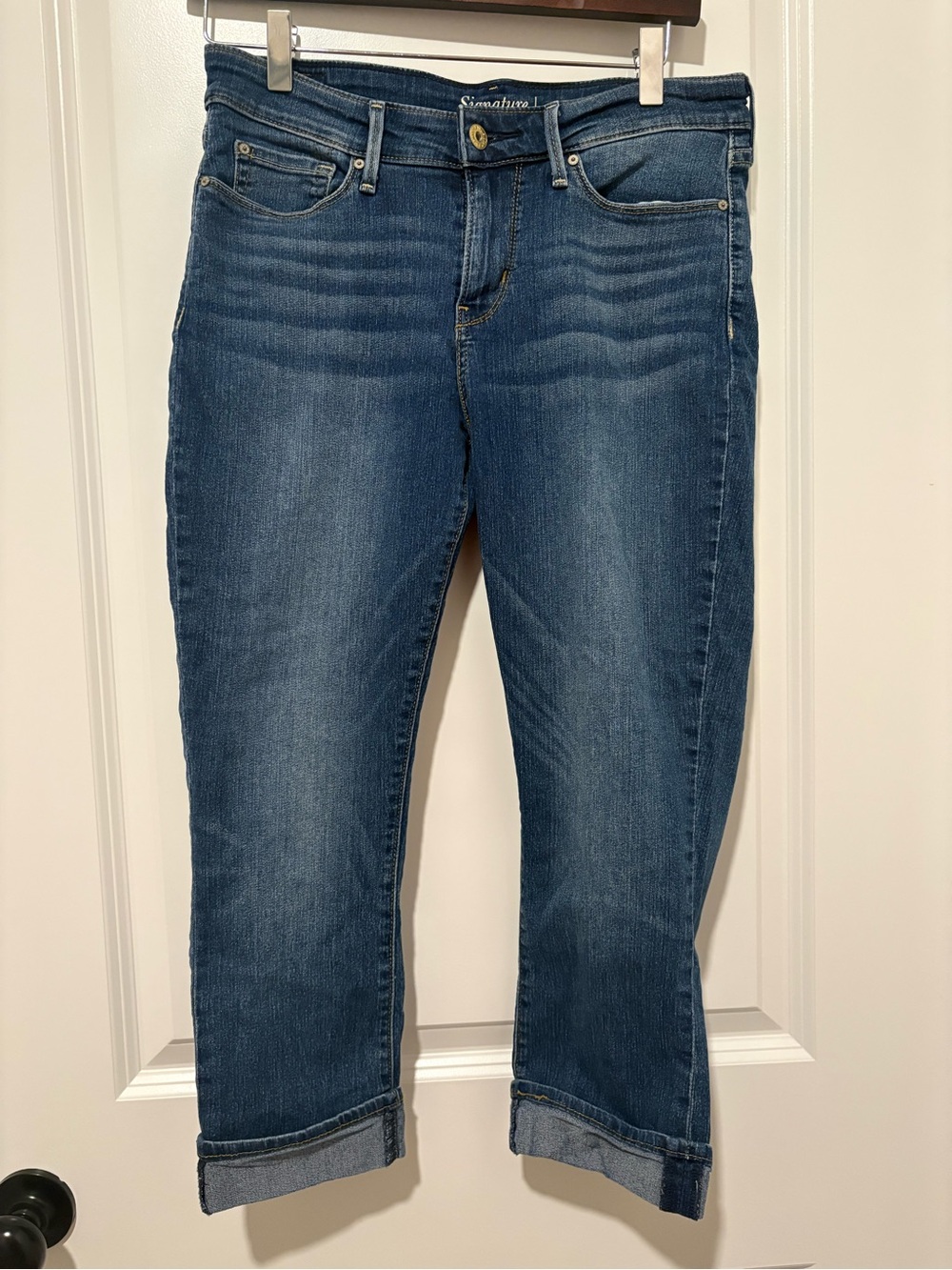 Signature by Levi Strauss Blue Cropped Cuffed Jeans